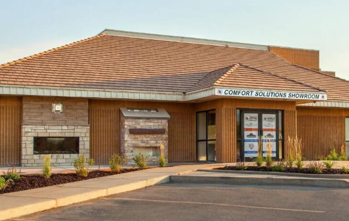 The showroom, as the shop photographs it