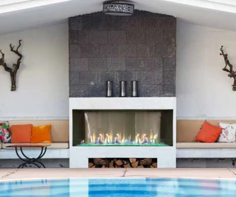 Flare Outdoor Front Facing 60